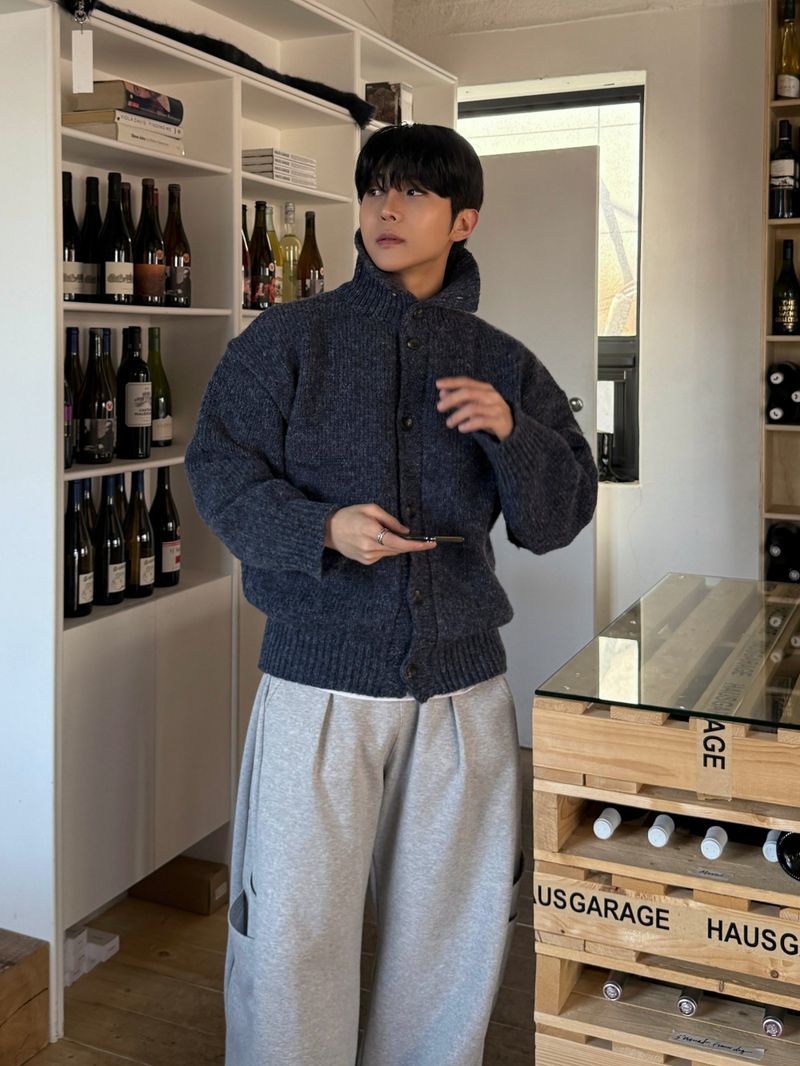AVAND(アバンド)の「Eden high neck knit cardigan(Tops)」