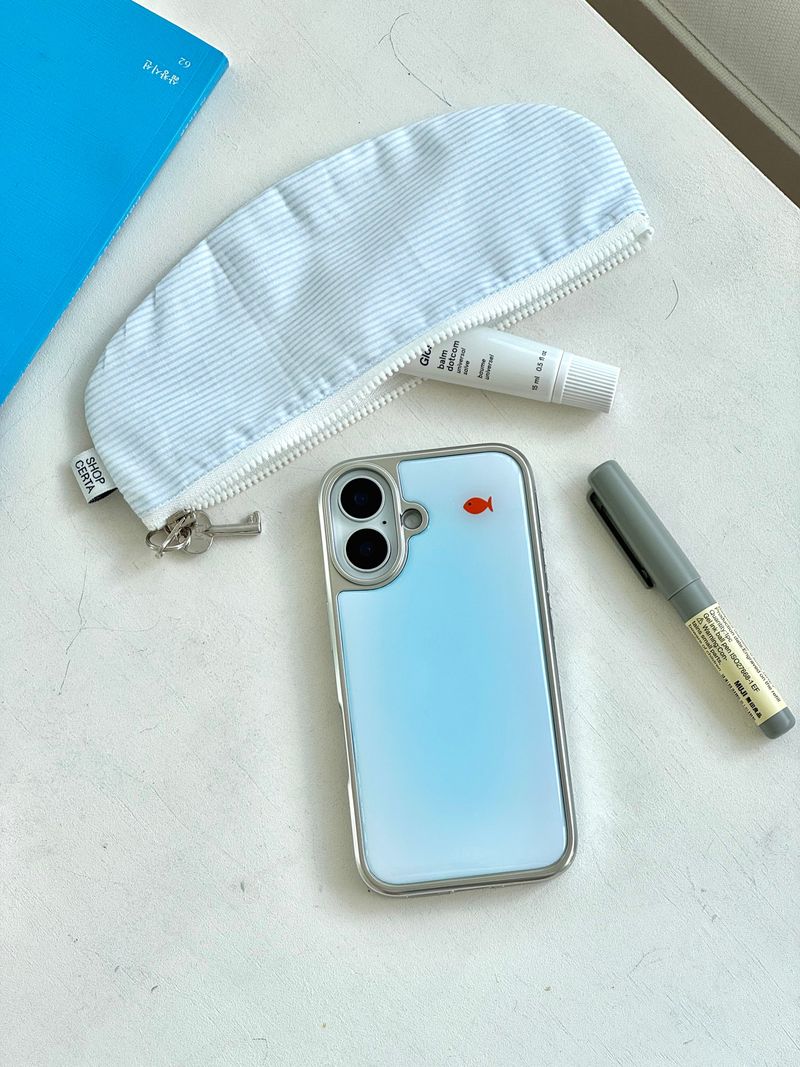 BLUE GOLDFISH Silver Epoxy Case