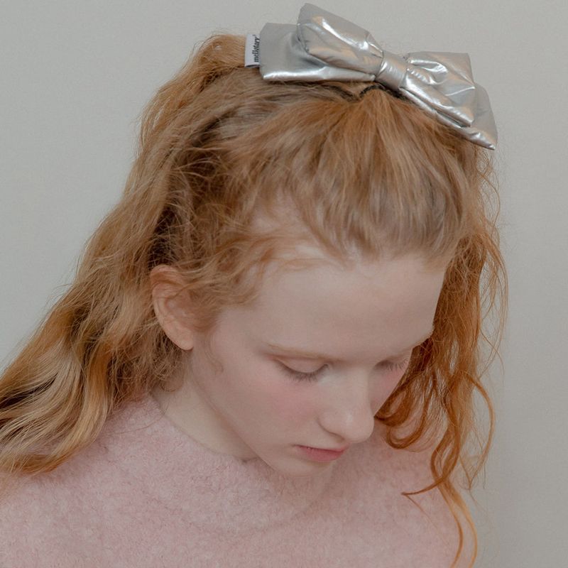 METAL CUTION RIBBON HAIR PIN (SILVER)