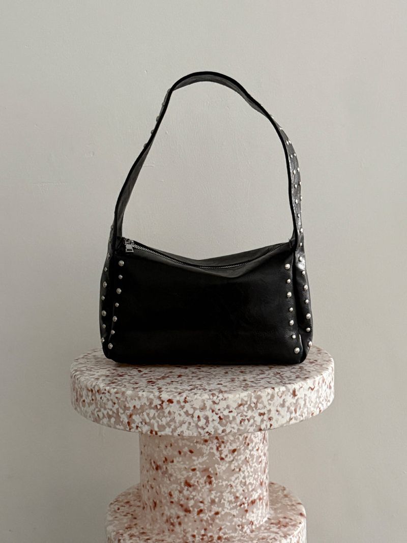 square stud bag II 