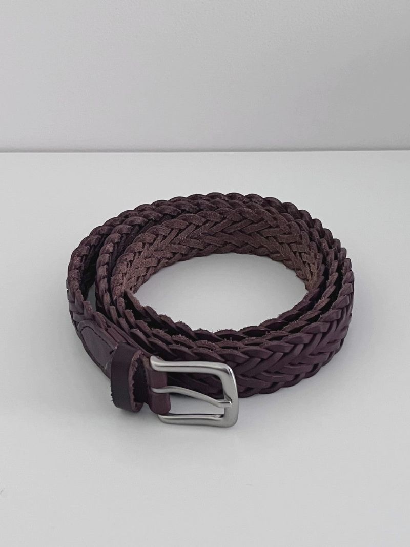 Cowhide mesh belt