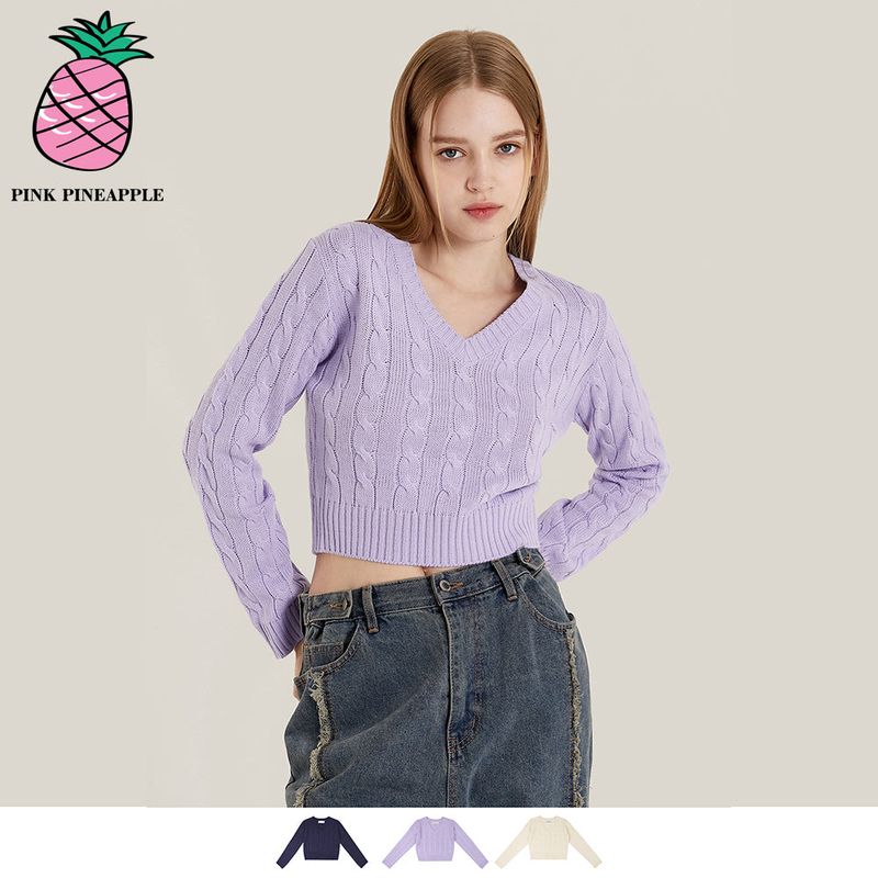 PINK PINEAPPLE(ピンクパイナップル)の「TWIST KNITTING V-N(Tops)」