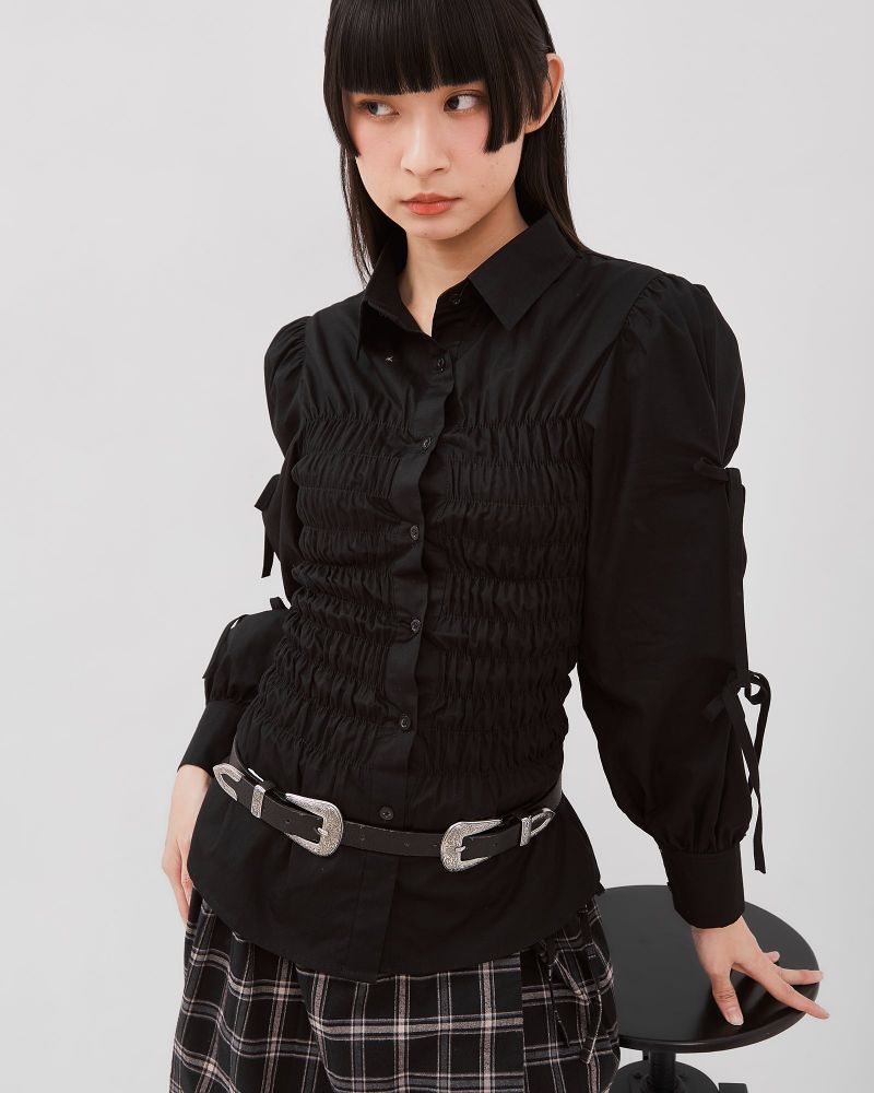 catha（カタ）の「ディルマスマックリボンストラップトップ（トップス）」