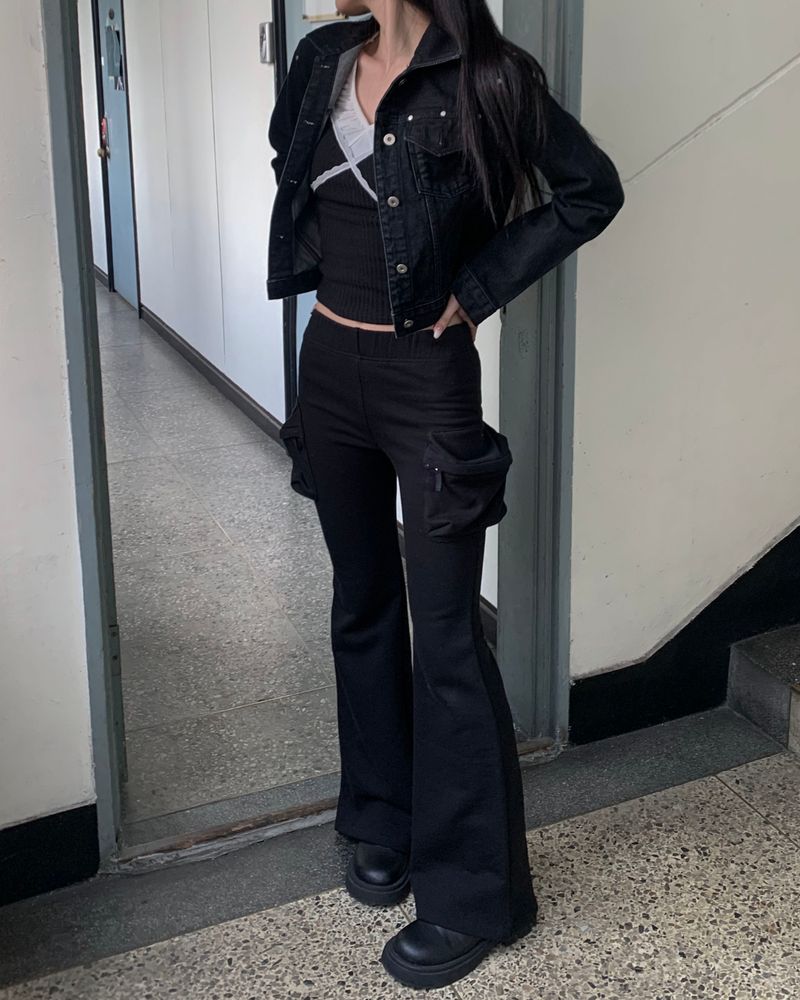 Pocket boots cut pants