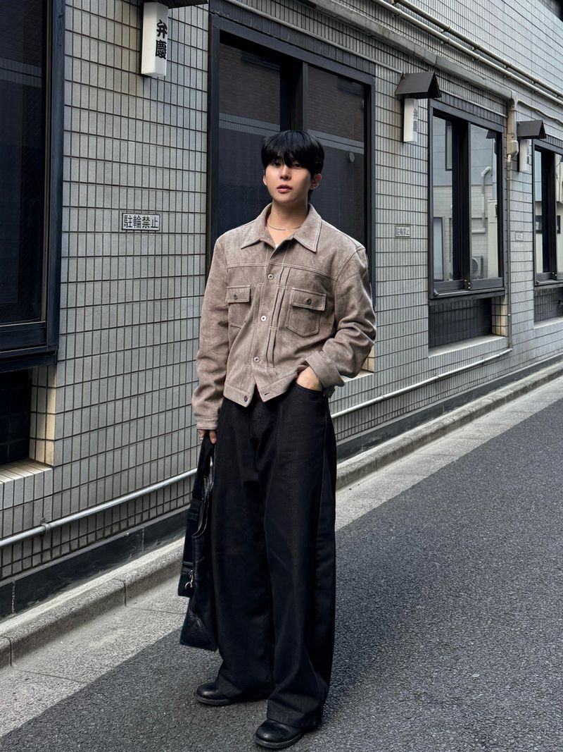 Add suede tracker jacket