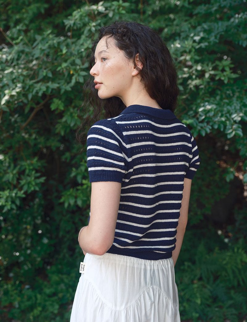 Stripe Deep V Collar Knit Top_Navy