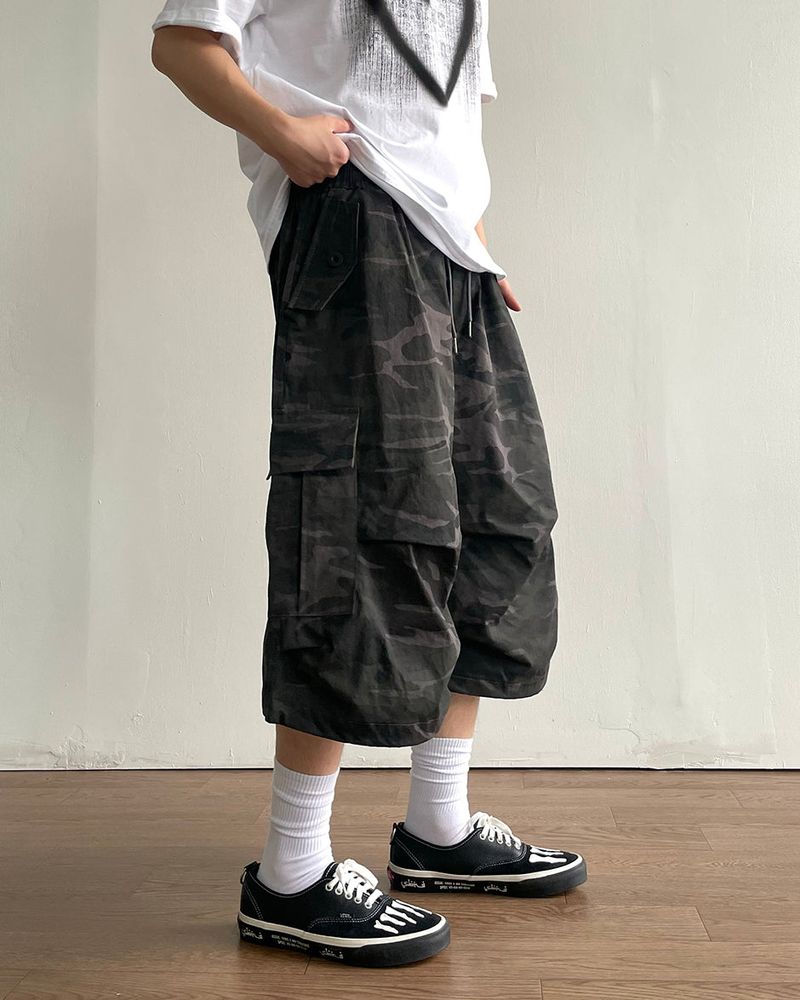 Terran Camo Cargo Bermuda Pants