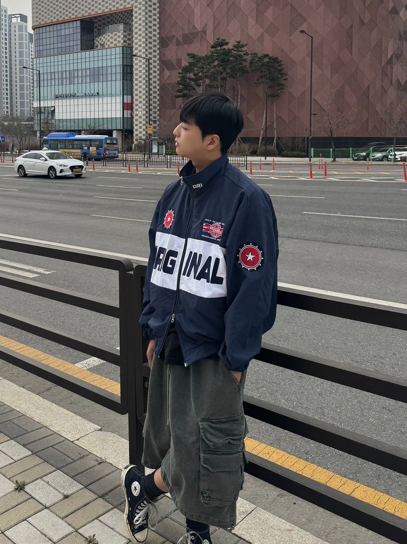 land to-way windbreaker