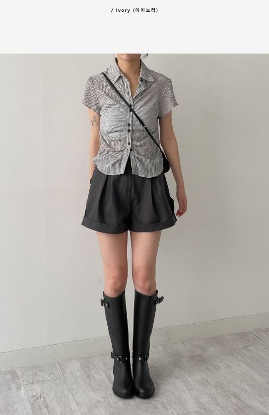 Check Shirred Short Sleeve Blouse