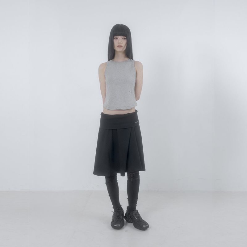Essential sleeveless 003