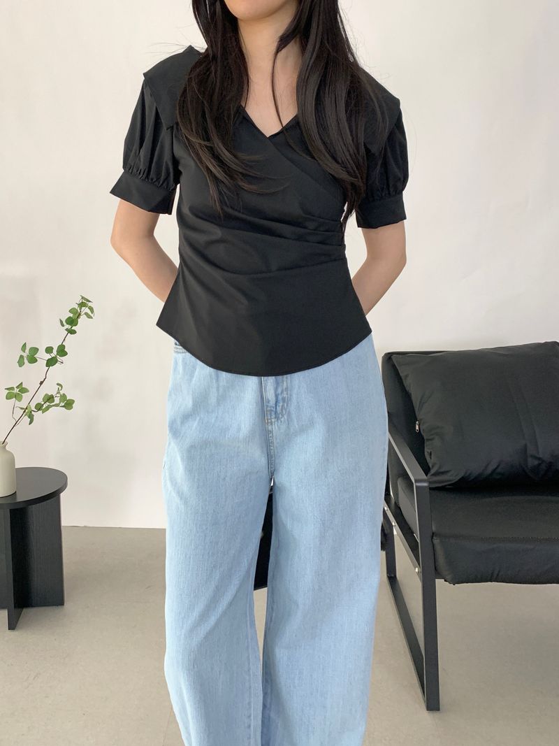 Paibee Collared Neck Shirred Blouse