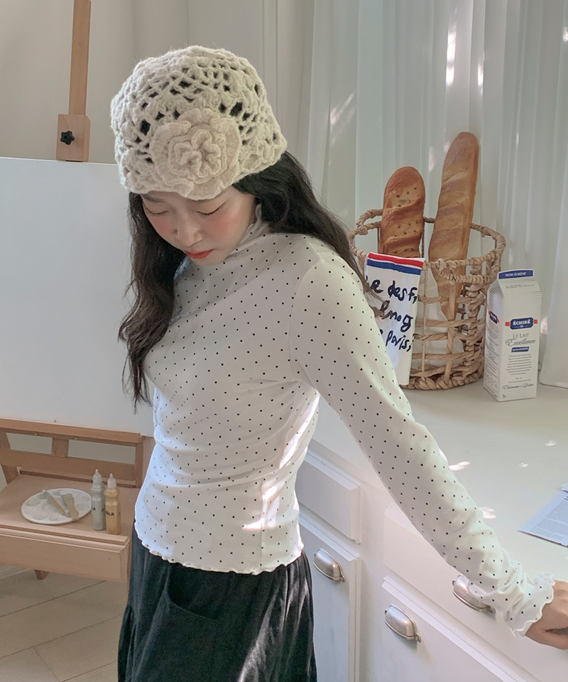 Dot Wave Turtleneck T-Shirt