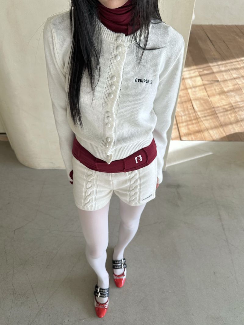 NEWALRIN（ニューアリン）の「NEWALRIN Basic Cashmere Knit Cardigan（Tops）」