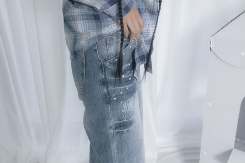 Studded denim pants