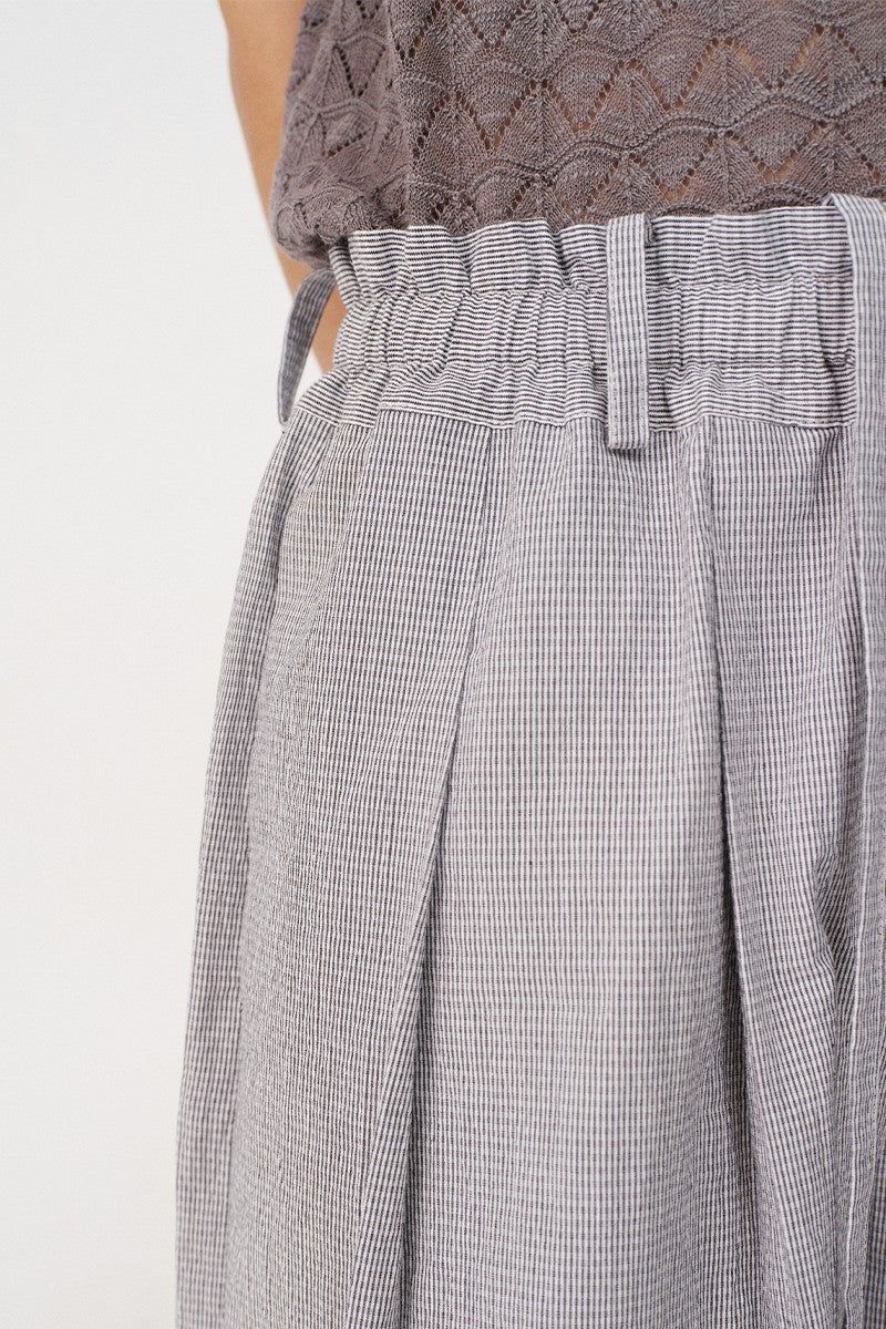Plaid Pleated Capri Shorts