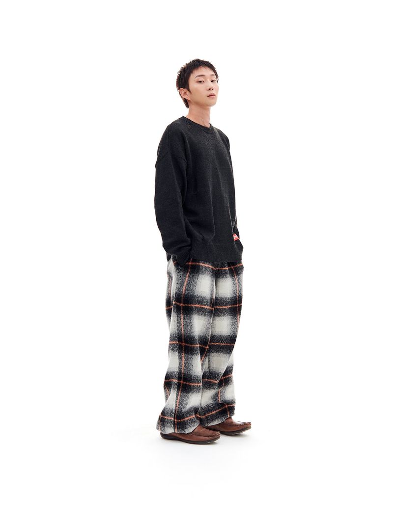 DAMAGED KNIT (CHARCOAL)