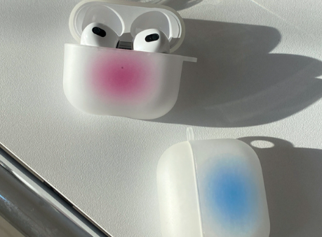 Pastel Gradient AirPods Case