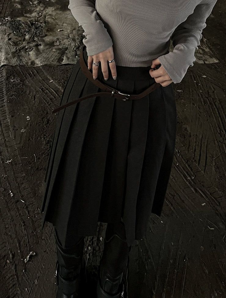 Long midi pleated skirt