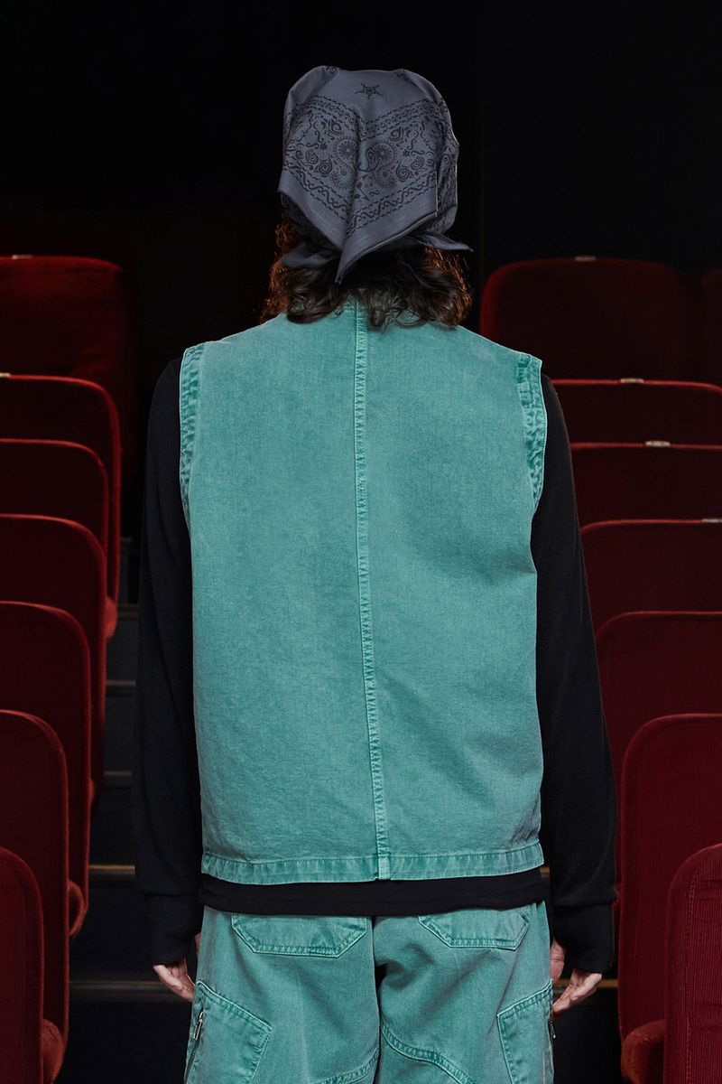 DYED ZIP CARGO VEST / EMERALD