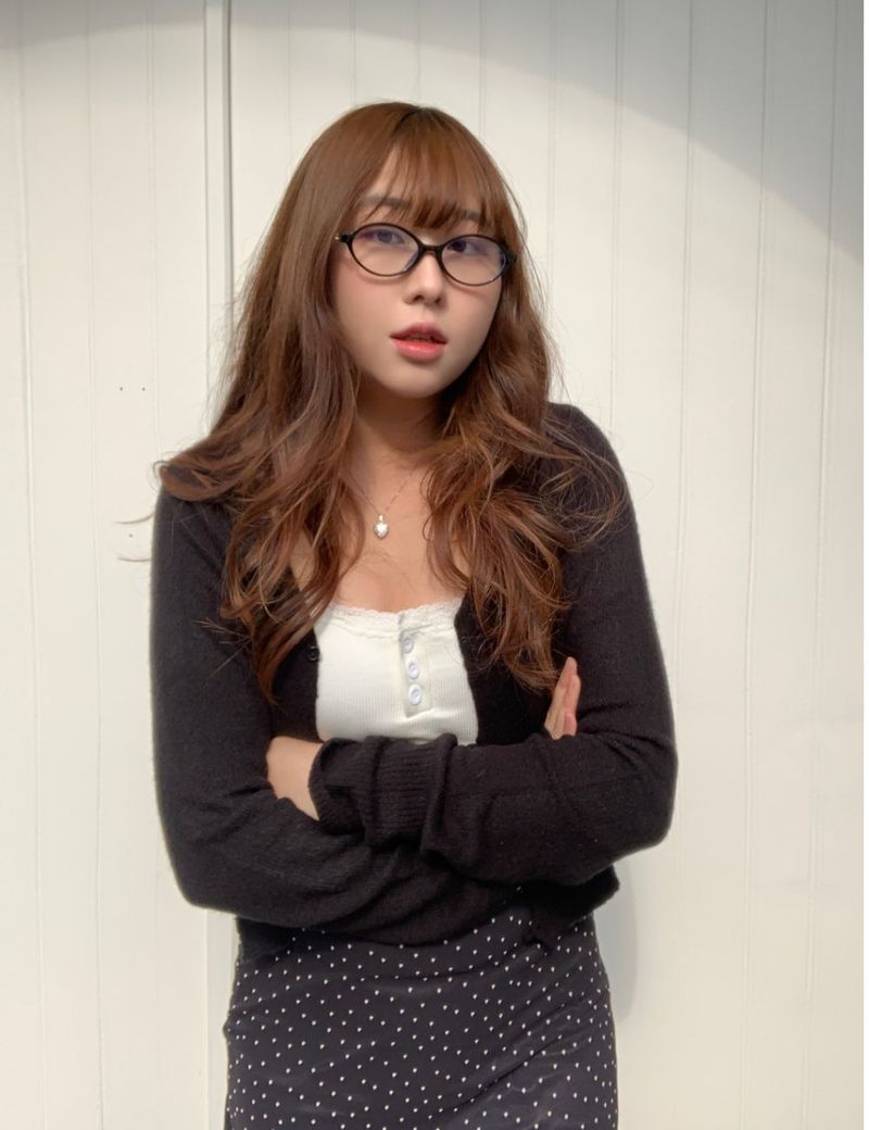 Creamy V-neck cardigan