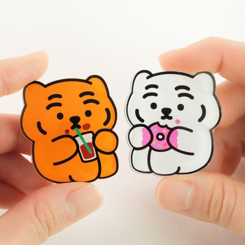 MUZIKTIGER(ムジークタイガー)の「コーヒータイガー & ドーナツタイガーマグネット(スマホグッズ/小物)」