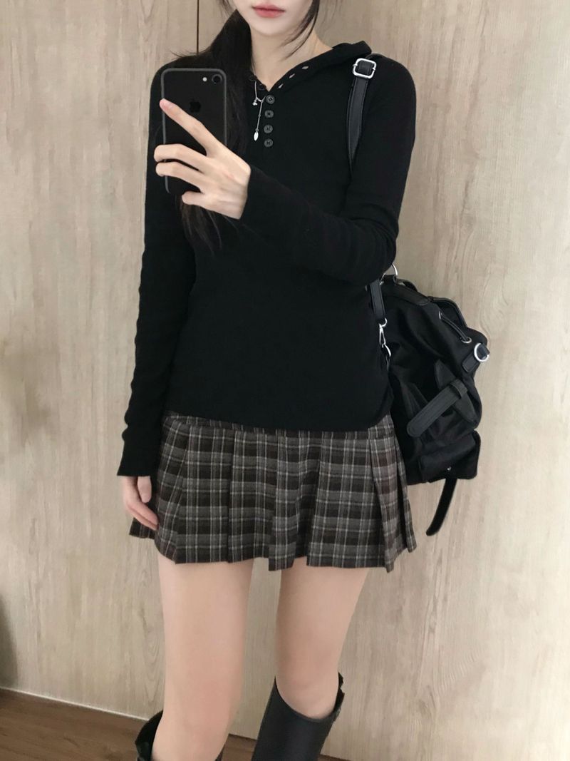Fair Checkered Pleats Skirt (2 colors)