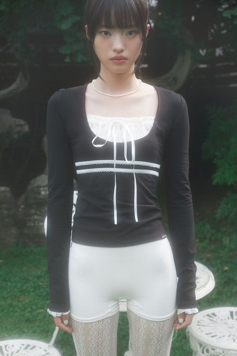 LACE RIBBON TOP (BLACK)