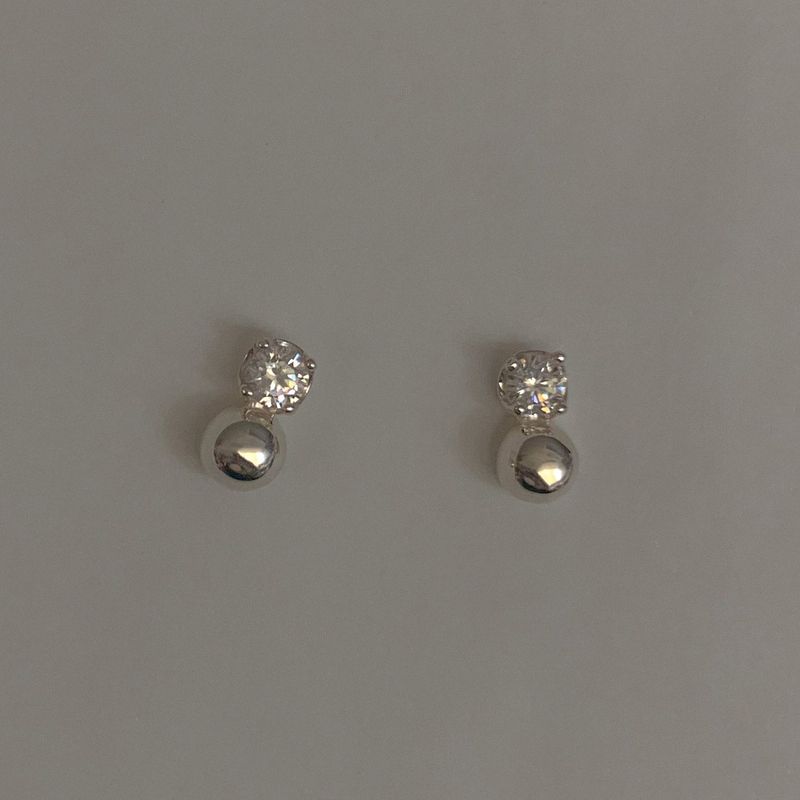 kiichaa（キチャ）の「スノーピアス（アクセサリー）」