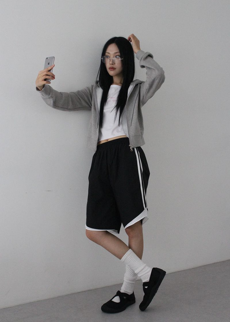 VELCRO SNEAKERS
