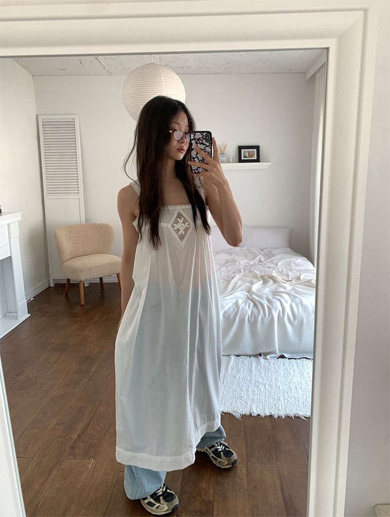 KIKO LACE DRESS (2C)