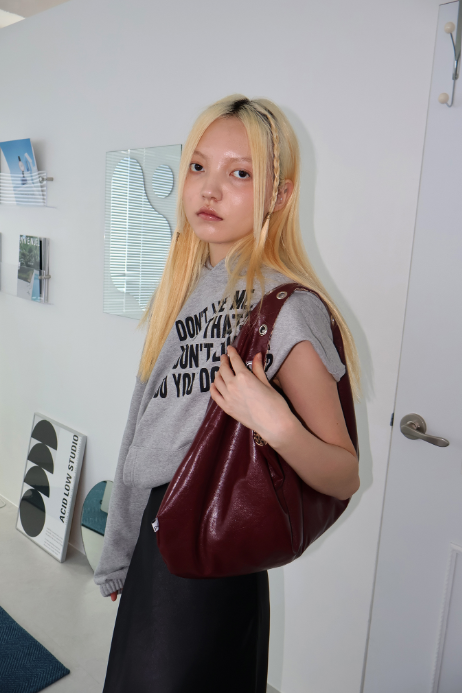 DEPC（デプク）の「EYELET LEATHER BAG - WINE（Bags）」