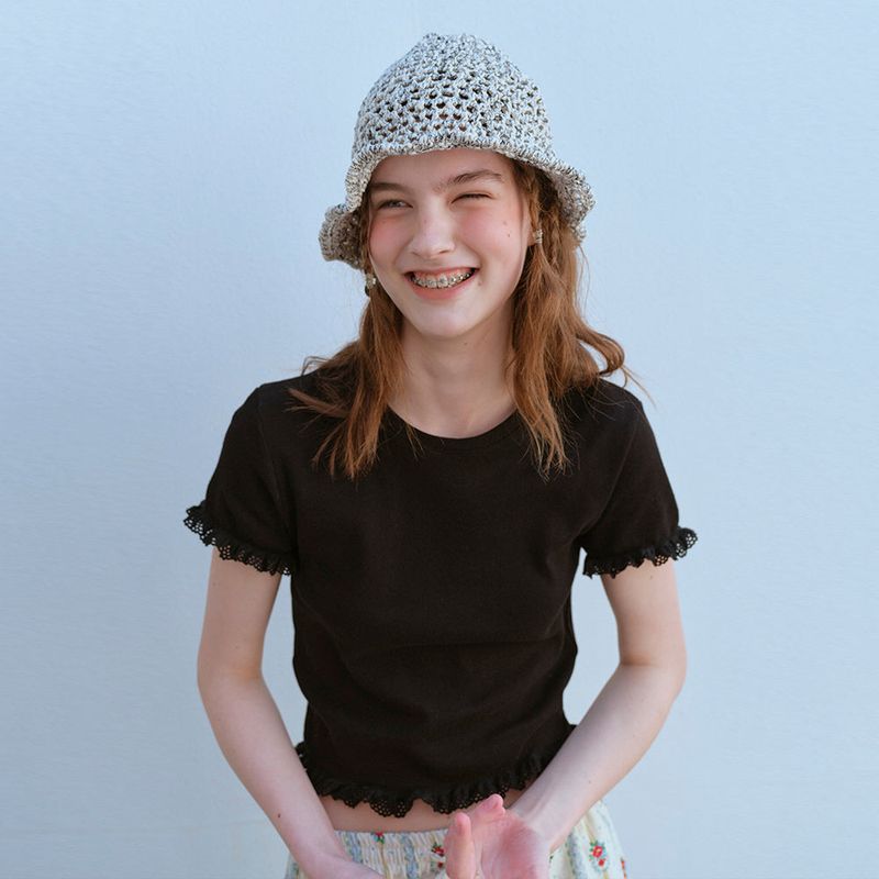 UNEVEN KINT BUCKET HAT