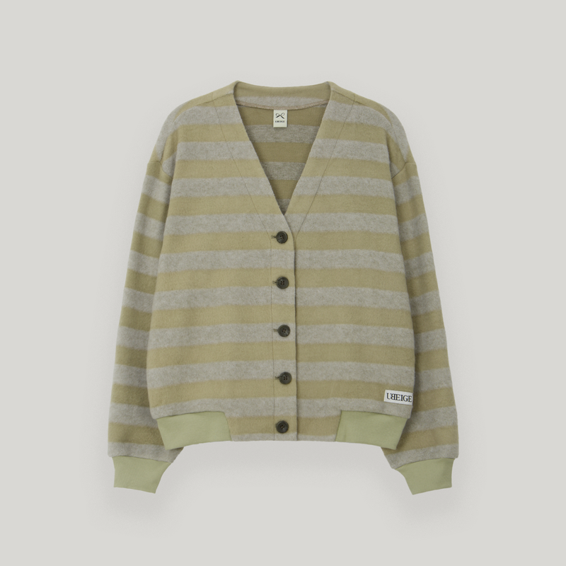 UBEIGE(ユーベイジ)の「Khaki Stripe Hairy Cardigan(Tops)」