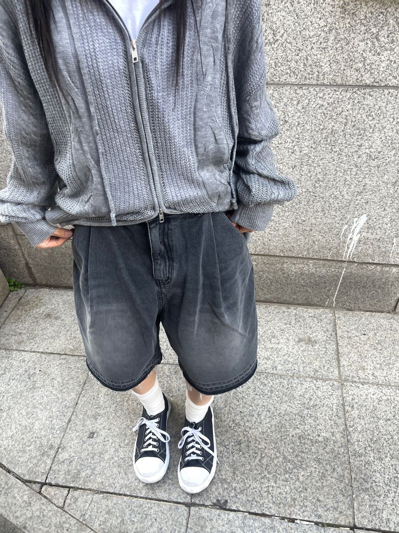 Soda Pintuck Washing Bermuda Pants