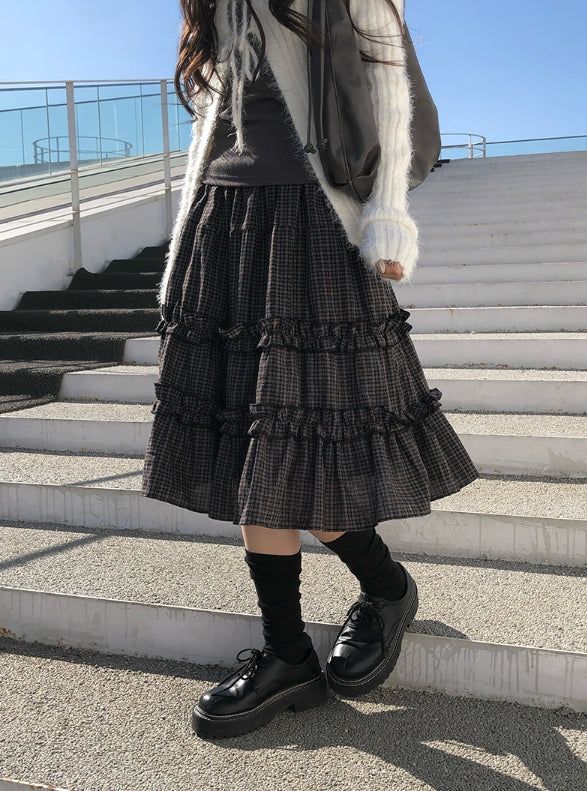 anyonemore（エニーワンモアー）の「Roa Vintage Check Frill Tiered Midi Skirt（Skirts）」