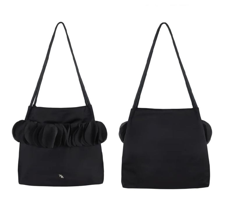 Frillish shoulder bag (black)