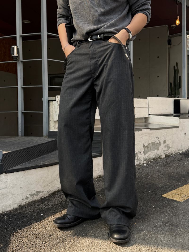 Avan stripe rivet slacks