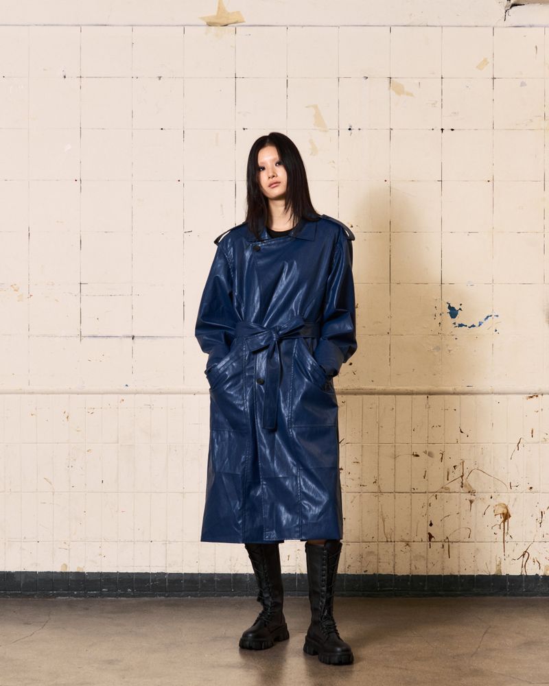 Curved Leather Trench coat (Blue)