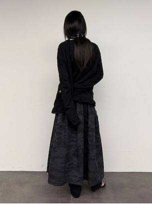 NATTY CARDIGAN IN BLACK (SCARF SET)