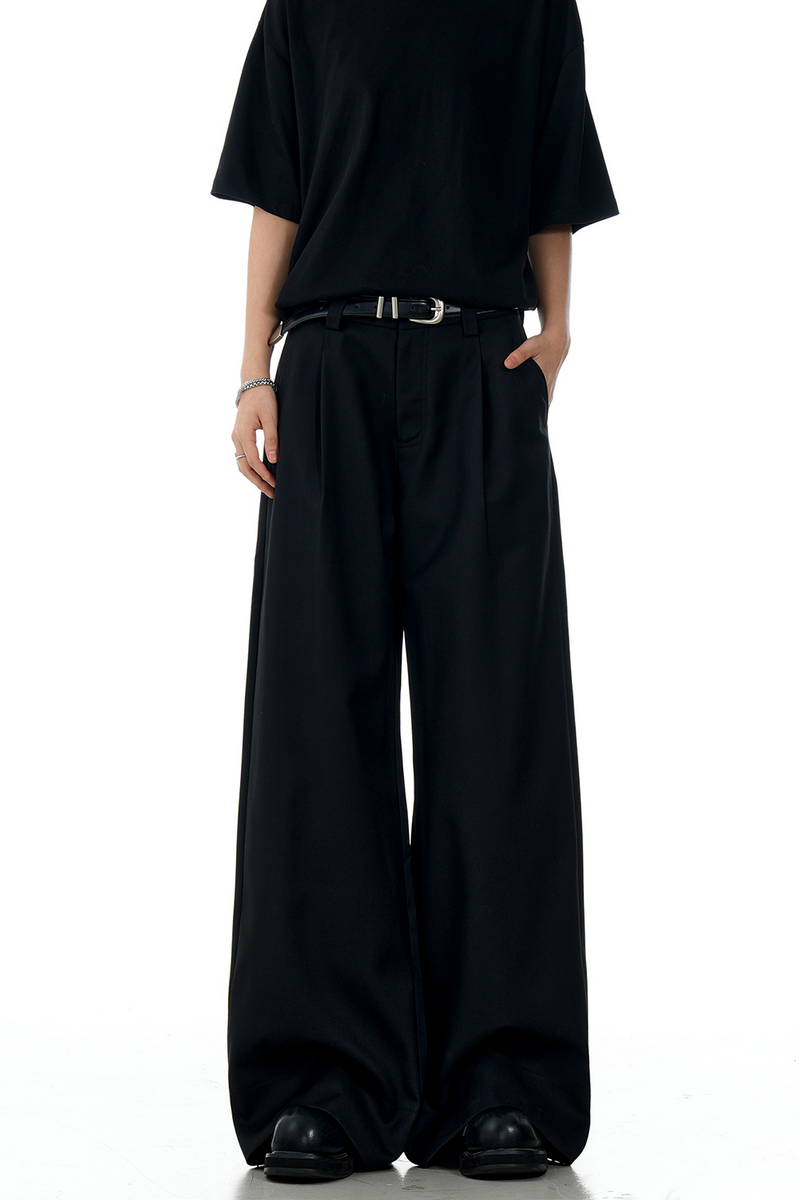 CZ Basicsの「ストレートカジュアルパンツ(パンツ)」