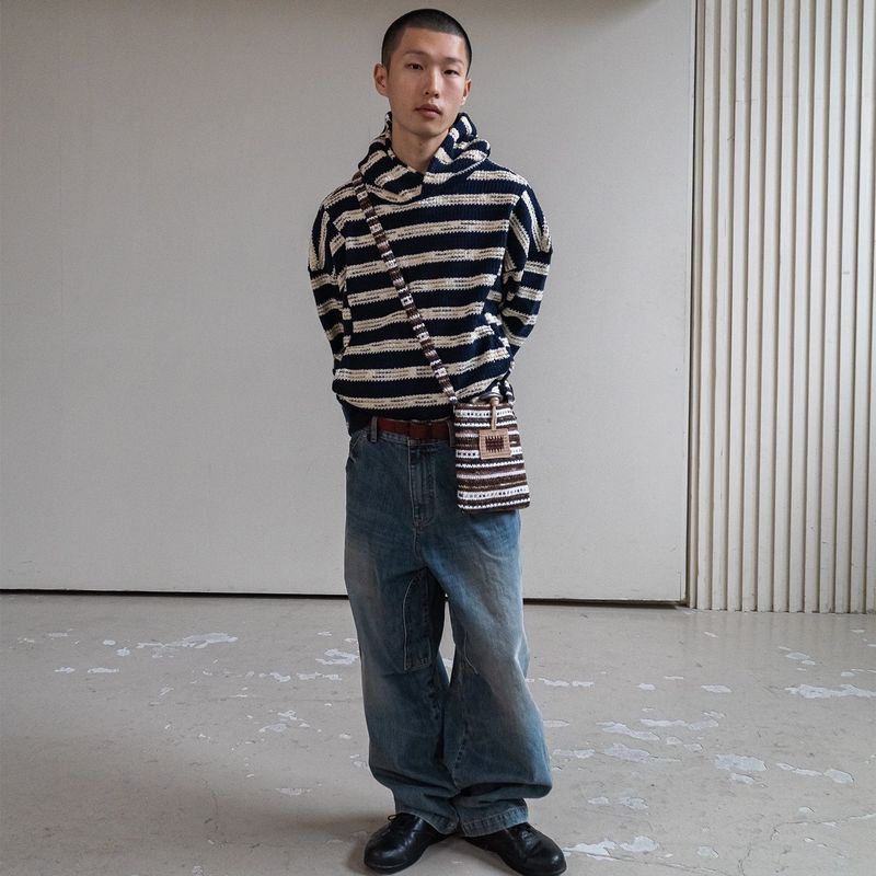Knit sacoche bag / Brown