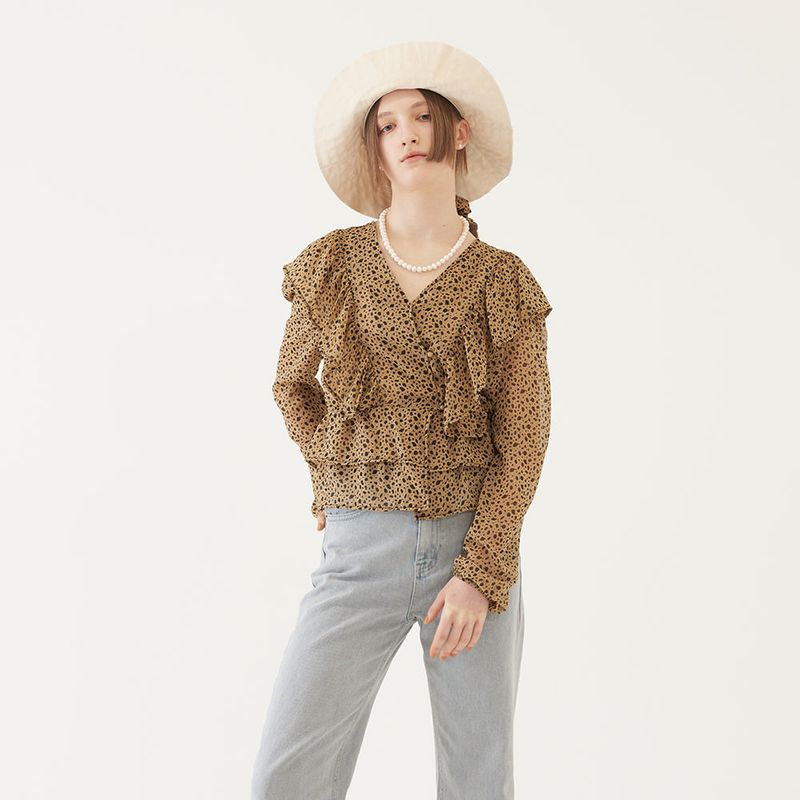 RUFFLED BLOUSE (BROWN)