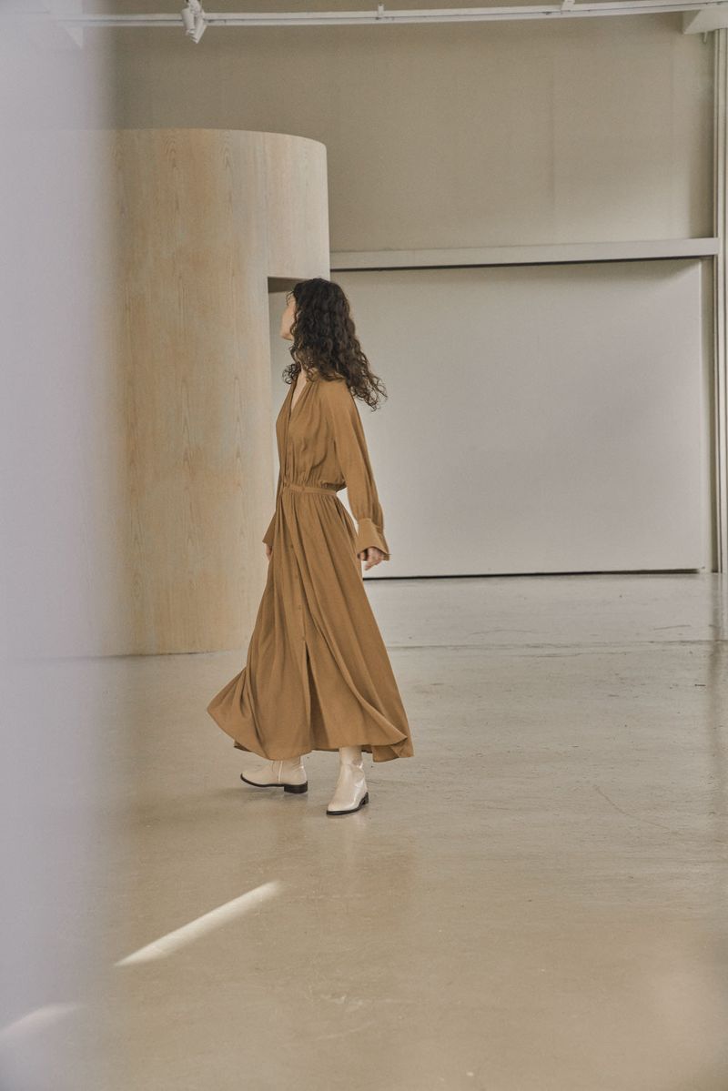 MYTHIC DRESS_CAMEL