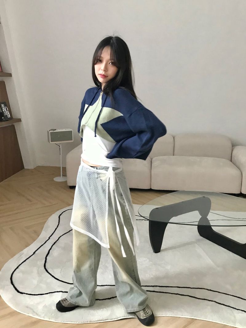 Marco crop knit zip up