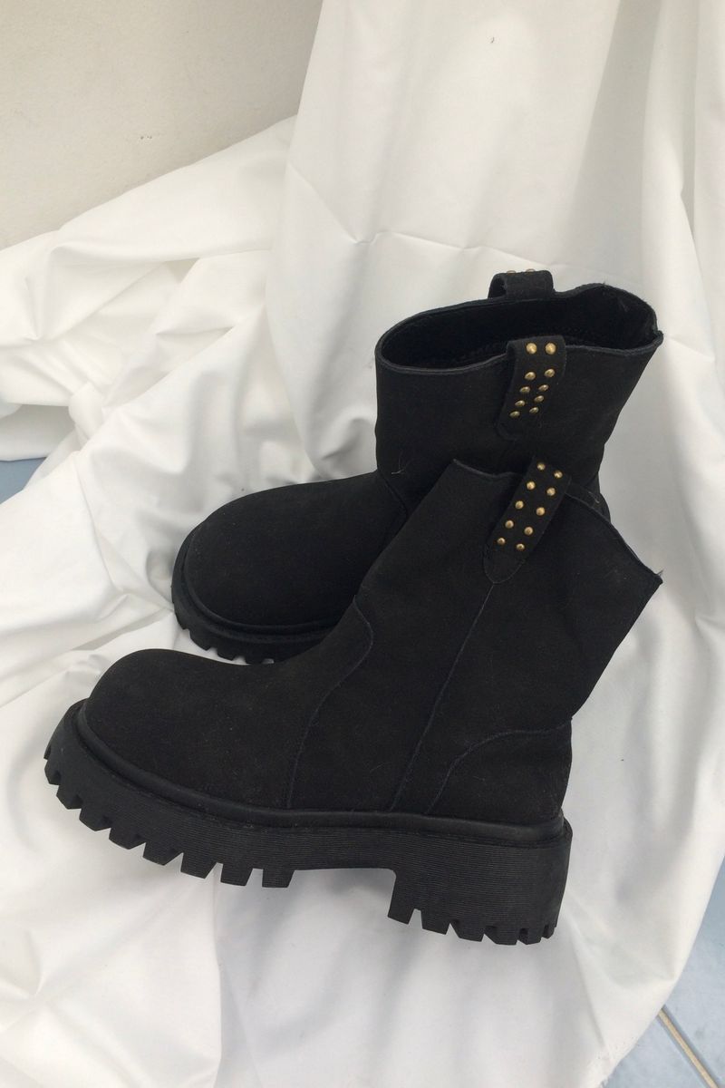 Vintage Stud Two Way Fur Boots