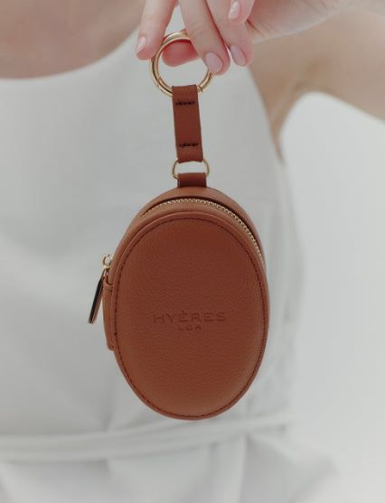 hyeres lor(イエール・ロール)の「26SS★ Egg Keyring Pouch(Smartphone Accessories)」