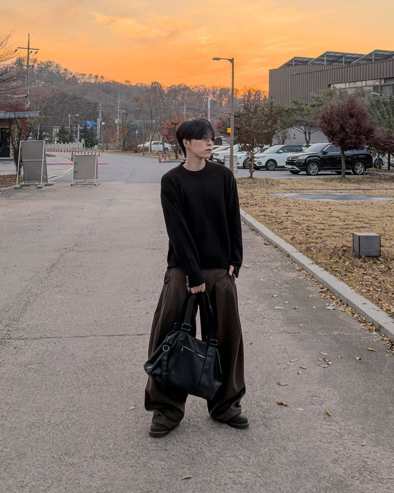 Worvel Wool Wide Pintuck Slacks