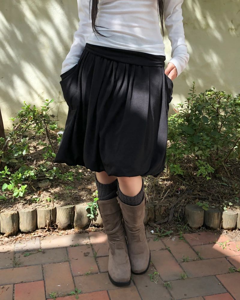 WONDER WONDER（ワンダーワンダー）の「Laviel Pocket Pumpkin Midi Skirt（Skirts）」