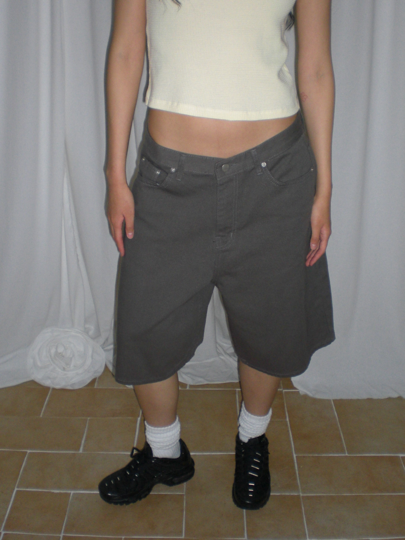Wide cotton half pants [Gray]