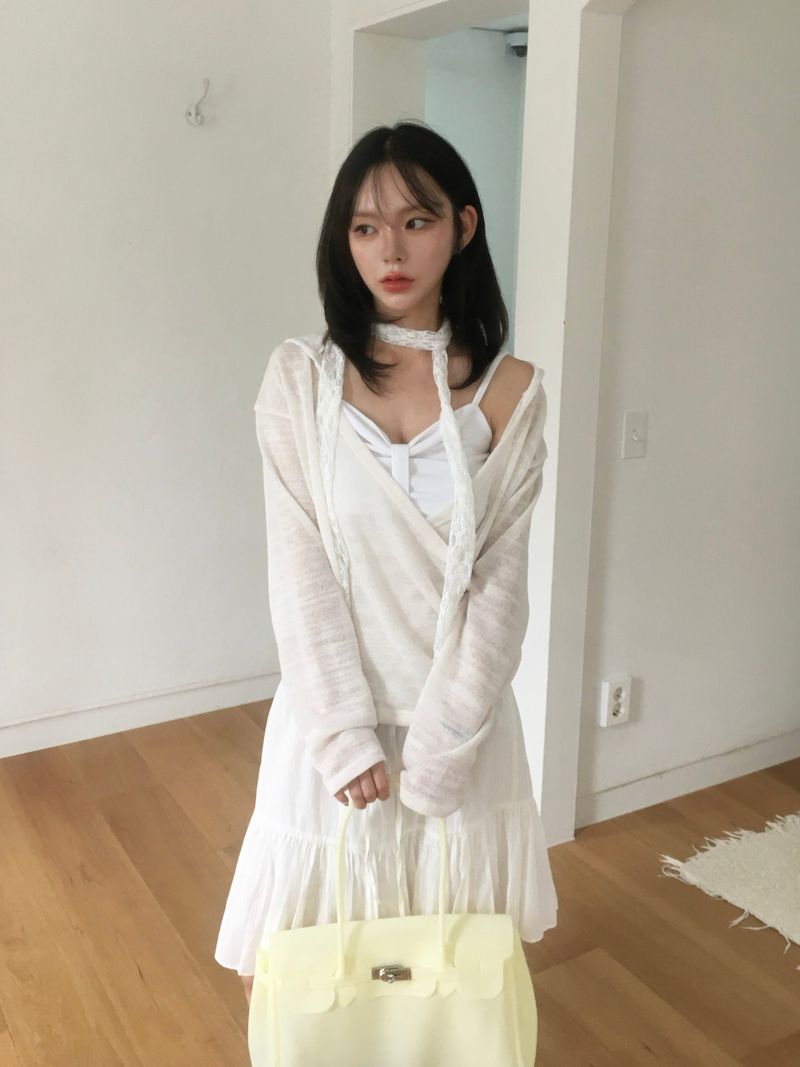 See-through lace long scarf (4c)